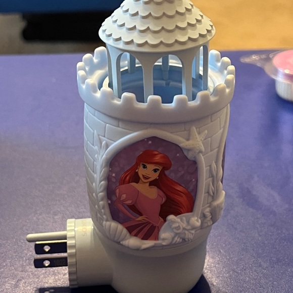 Disney Princess Scentsy Fan Diffuser Set - Picture 2 of 4